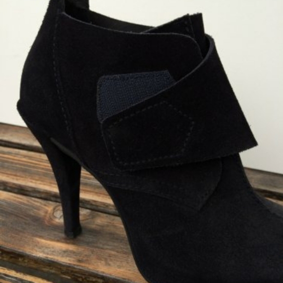 Ankle boots from the luxury brand‎ PEDRO GARCIA - Picture 2 of 4